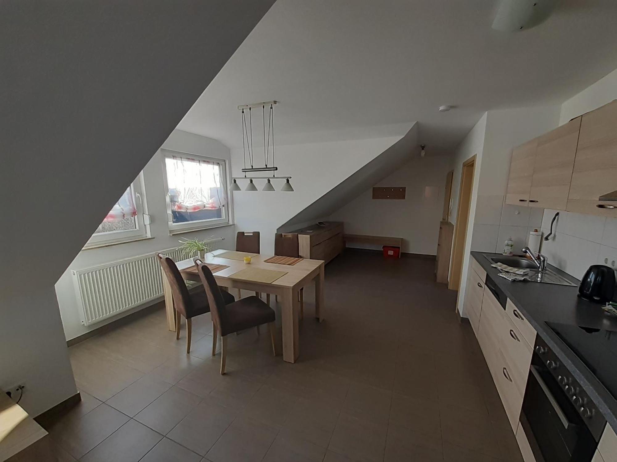 Fewo Steinhohle, Dg 45Qm, 1 Schlafzimmer & 1 Wohn-Esszimmer Mit Bett Sulzbach am Main 外观 照片